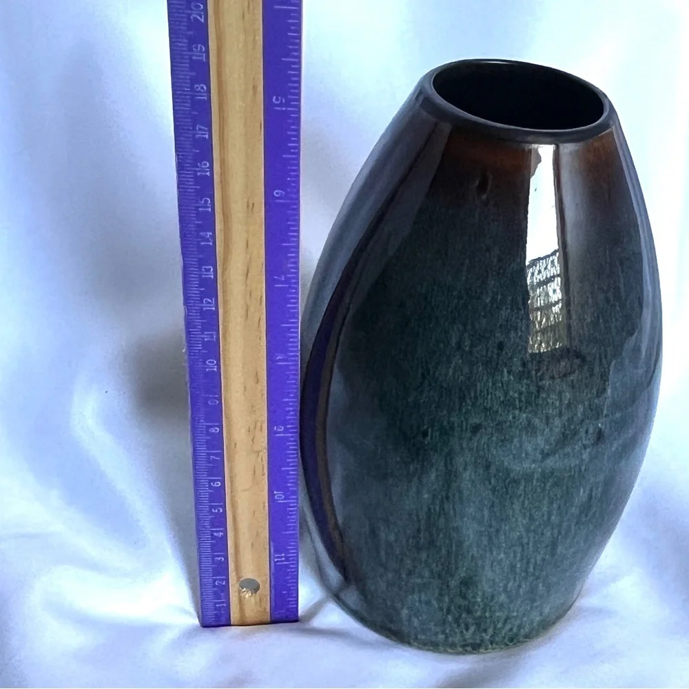 Pier One Pottery Vase Brown Blue Ombre 7.5 Inches Tall Excellent Preowned Cond